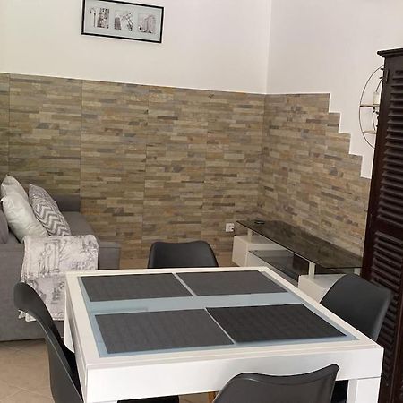 Villa Serenice - F2 Au Calme, Climatise, Wifi Et Parking Gratuit Buitenkant foto