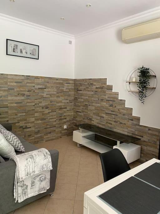 Villa Serenice - F2 Au Calme, Climatise, Wifi Et Parking Gratuit Buitenkant foto